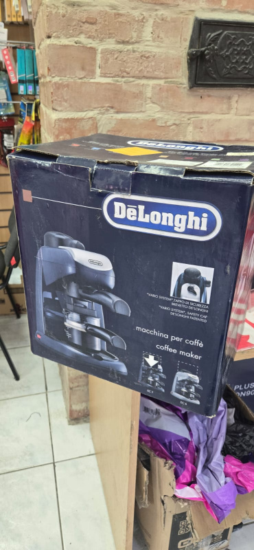 Кофемашина Delonghi EC7