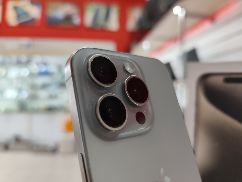 Мобильный телефон Apple iPhone 15 Pro