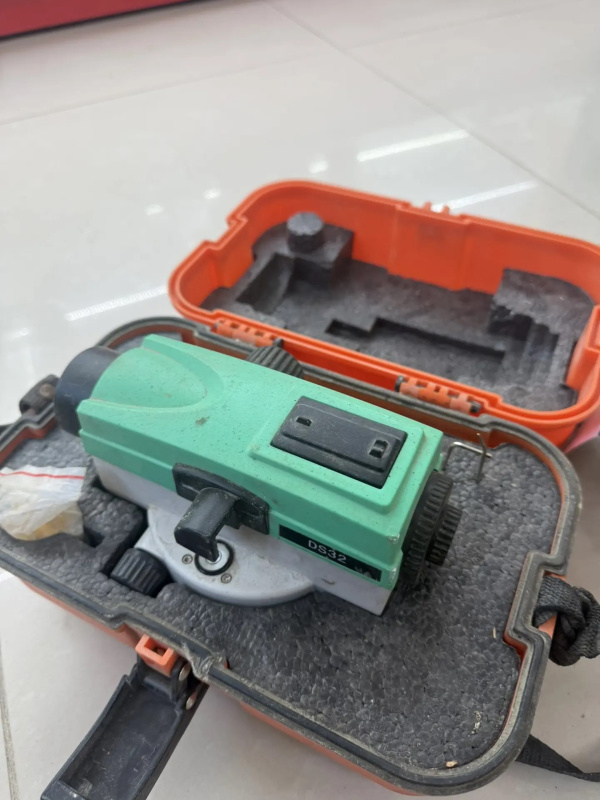 Нивелир DSP 32