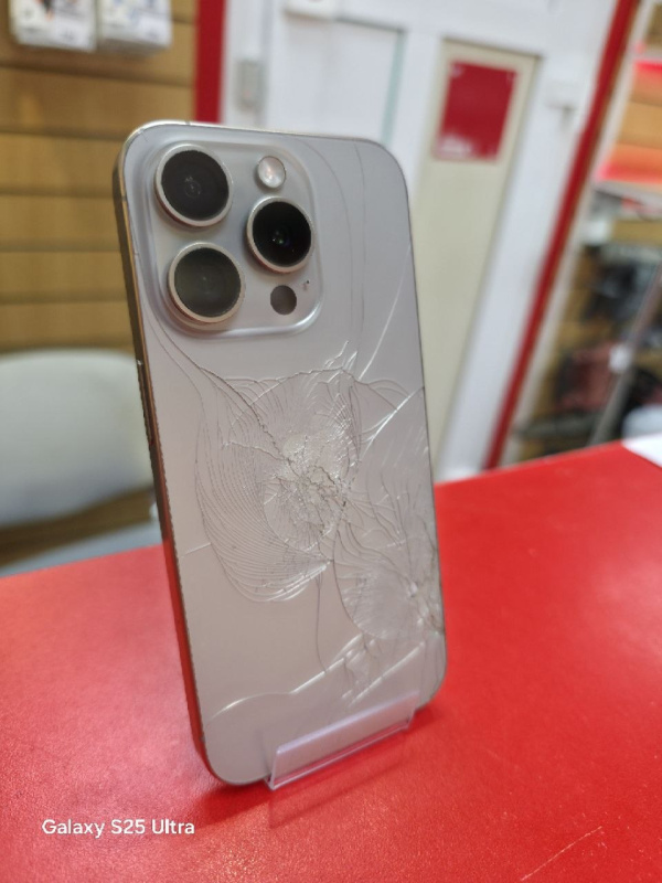 Мобильный телефон Apple iPhone 15 Pro