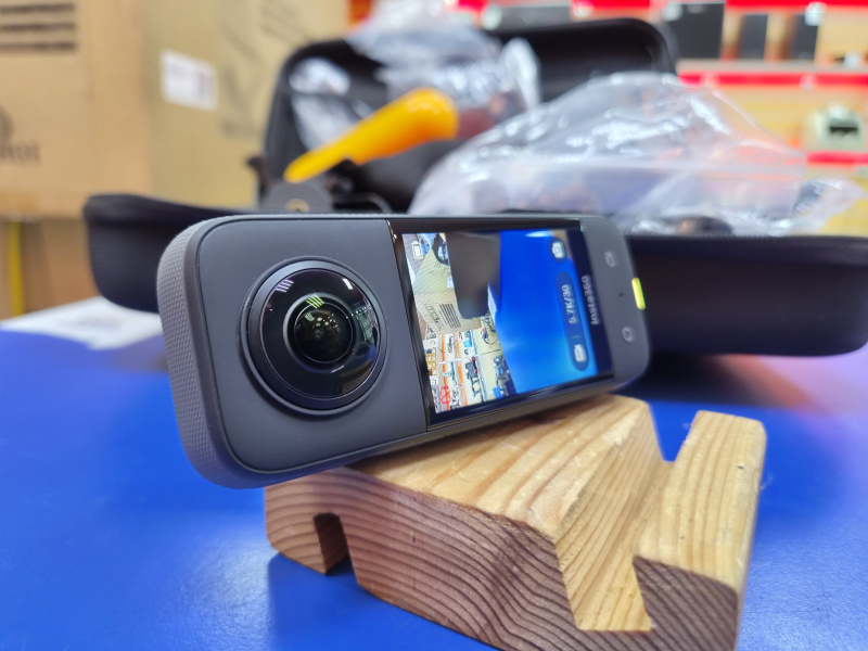 Видеокамера Insta 360 X3