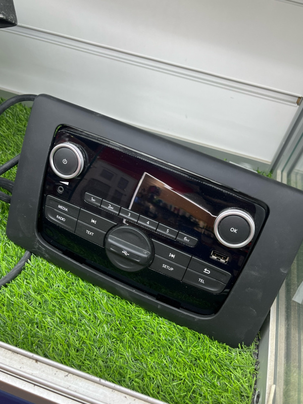 Автомагнитола  daster 2022