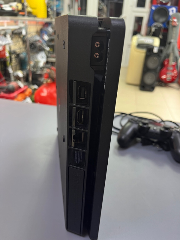 Игровая приставка Sony PS 4 Slim 500 с дисководом