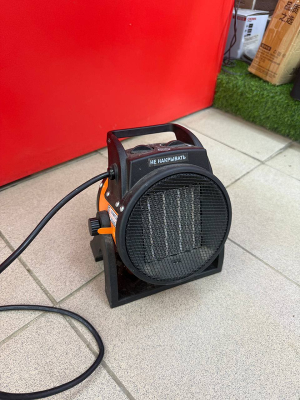 обогреватель  MaxPiler MЕН-2001