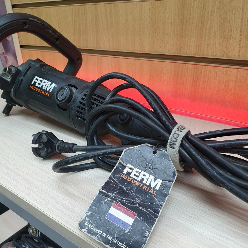 Шлифмашинка Ferm agm1120p