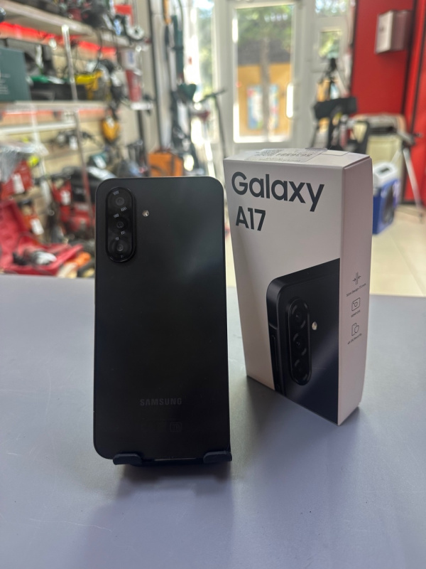 Мобильный телефон Samsung Galaxy A17