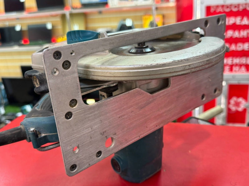 Циркулярная пила Makita HS7601