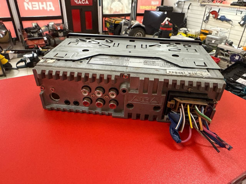 Автомагнитола AURA AMH-88DSP