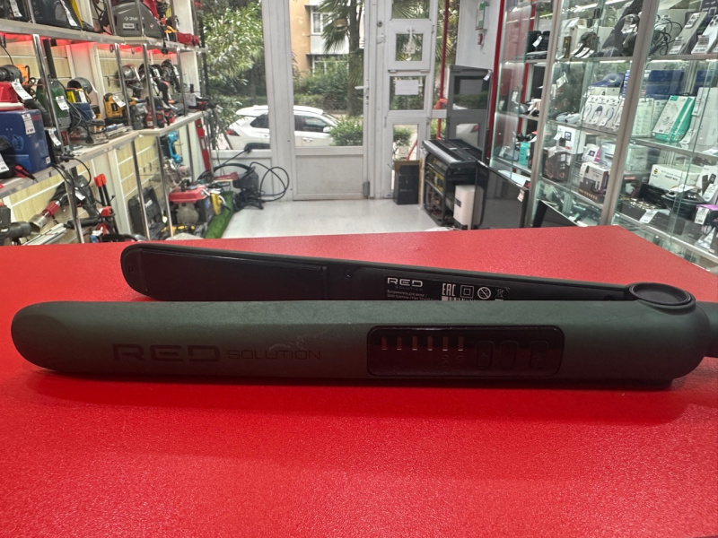 Утюг Red Solution cl2355