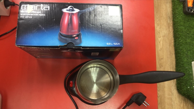 Кофемашина Кофеварка электрическая Marta MT 2143