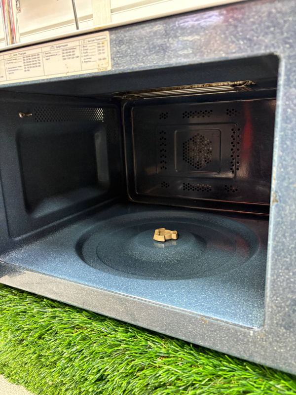 Микроволновая печь Samsung CE1071R