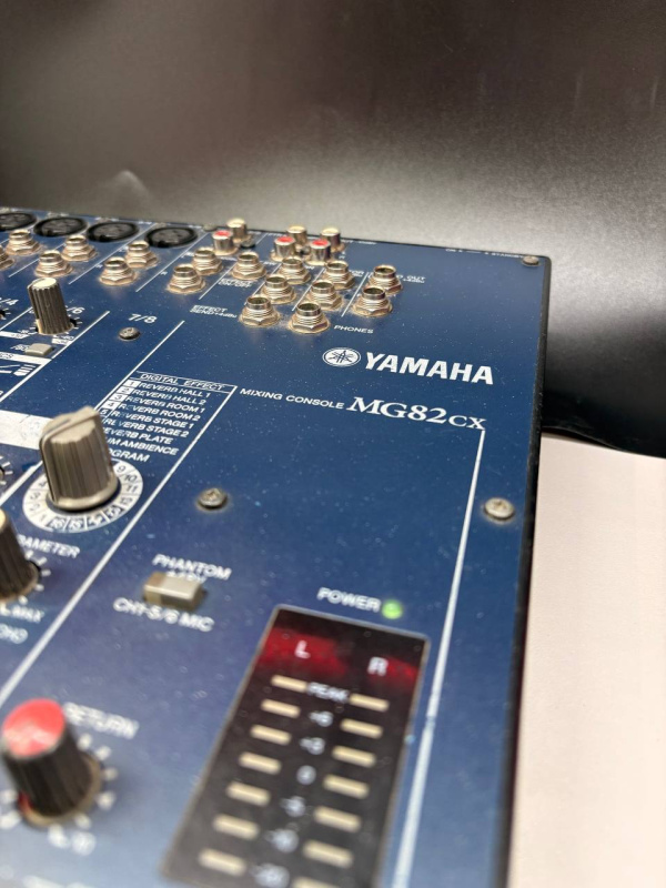 Музыкальный центр Yamaha MG82cx