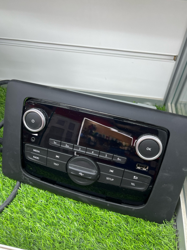 Автомагнитола  daster 2022