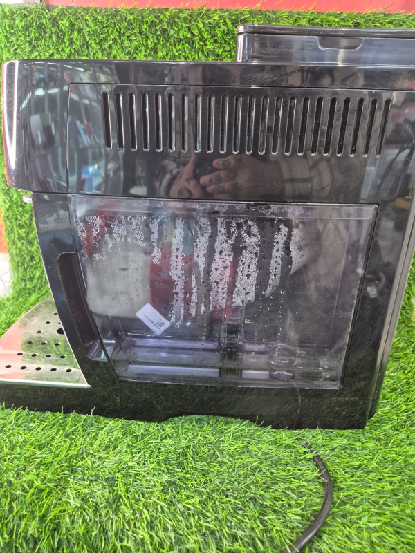 Кофемашина Delonghi magnifica s