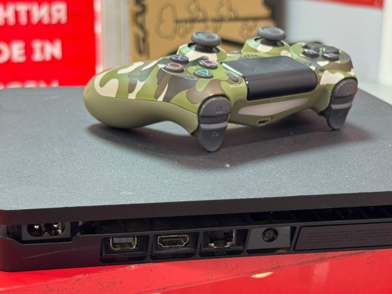 Игровая приставка Sony Slim PS4