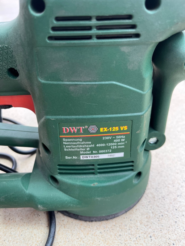 Шлифмашинка DWT ex125 vs