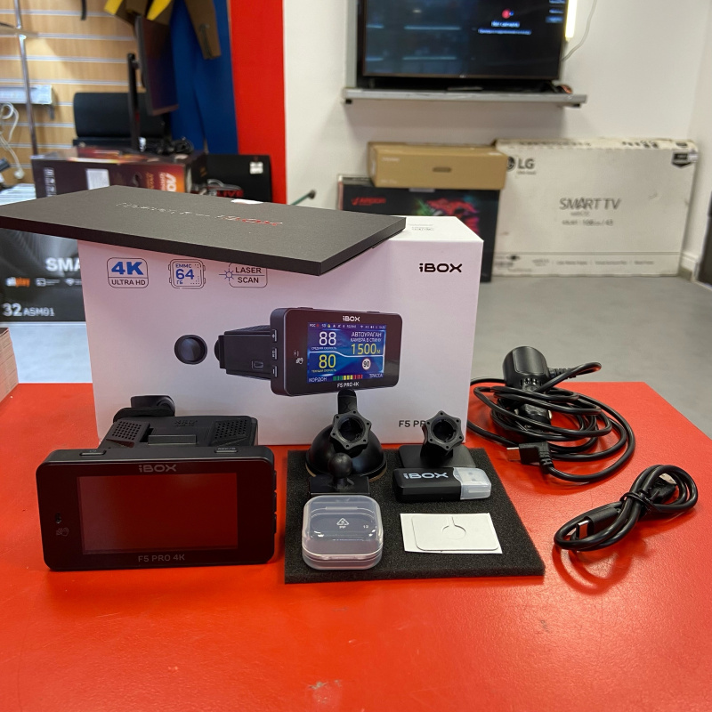 Видеорегистратор iBox F5 PRO 4K