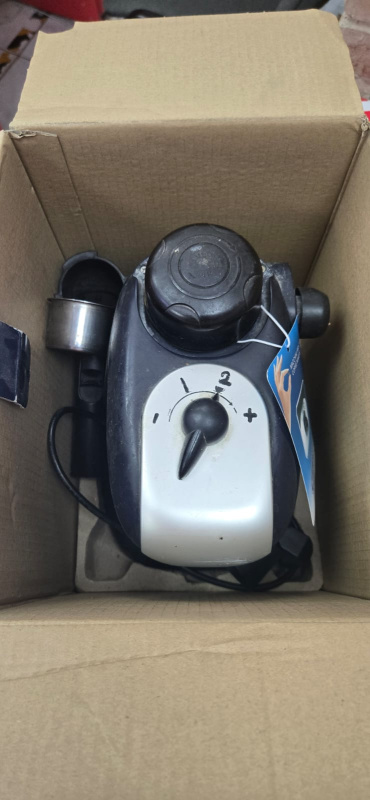 Кофемашина Delonghi EC7