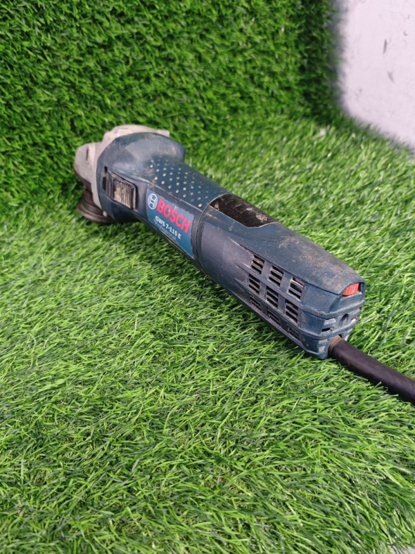 Болгарка Bosch GWS 7-115 E