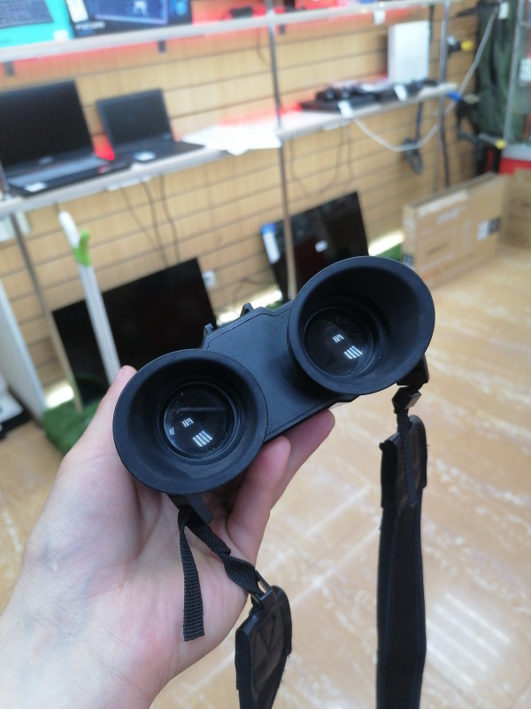 Бинокль  GBD210D